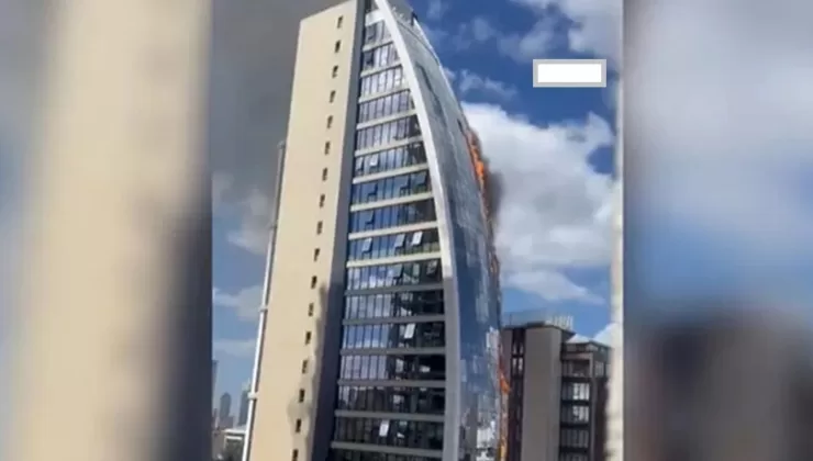 17 katlı iş merkezinde yangın çıktı!