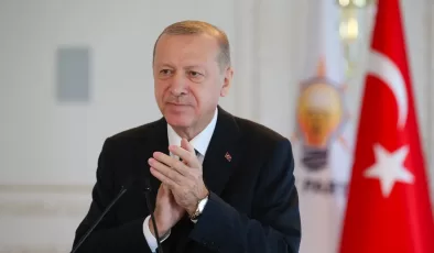 Cumhurbaşkanı Erdoğan, Filenin Efeleri’ni tebrik etti