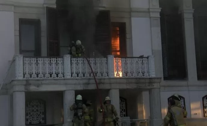 Yıldız Parkı’ndaki tarihi köşkte yangın